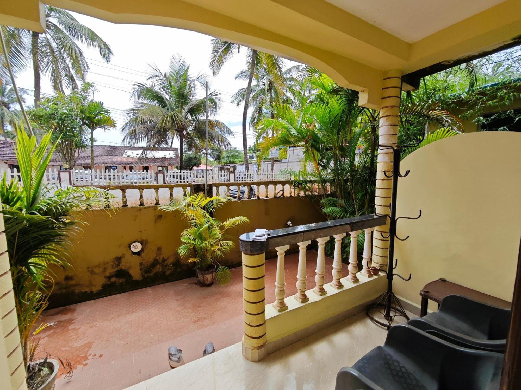 Regina Residency Inn Palolem Buitenkant foto